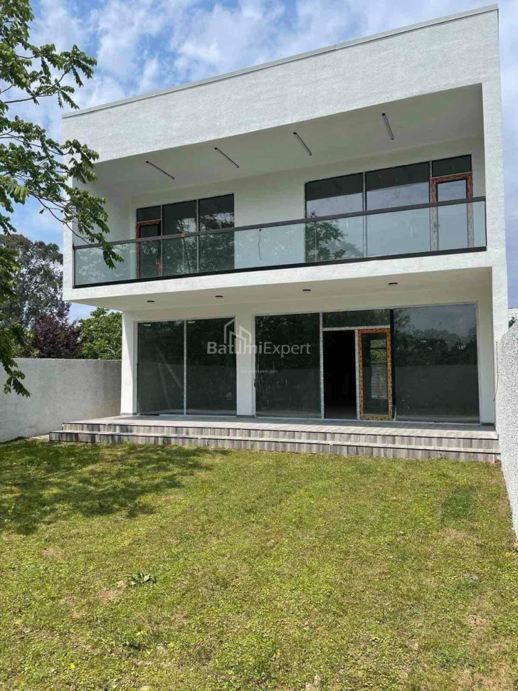 Частный дом 270 м² - Григола Элиава, Батуми, Грузия