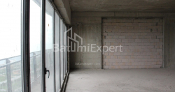 Квартира 2-комн 75.9 м² - Леха и Марии Качинских, Батуми
