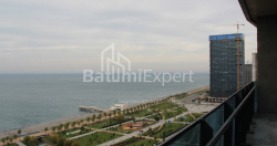 Квартира 76.07 м² - Леха и Марии Качинских, Батуми, Грузия