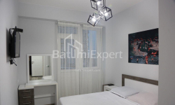Квартира 47 м² - Зураба Горгиладзе, Батуми, Грузия