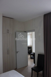 Квартира 55 м² - Зураба Горгиладзе, Батуми, Грузия