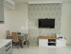 Квартира 50 м² - Вахтанга Горгасали, Батуми, Грузия