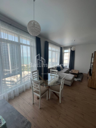 Квартира 74.8 м² - Леха и Марии Качинских, Батуми, Грузия
