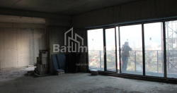 Квартира 89.38 м² - Леха и Марии Качинских, Батуми, Грузия